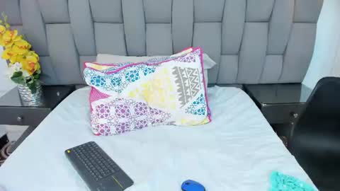vero8choa online show from June 10, 10:52 pm