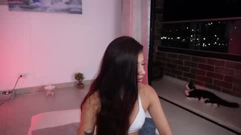 vero_cam online show from February 27, 12:54 am