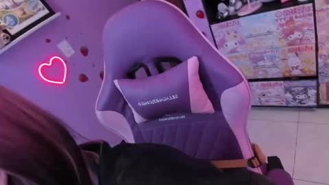     online show from October 28, 12:27 am