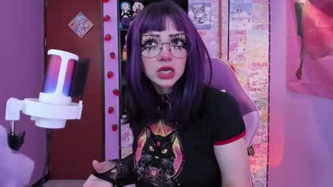     online show from February 10, 11:30 pm