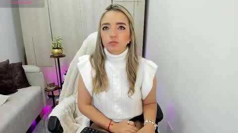 Catalina online show from January 8, 4:55 pm