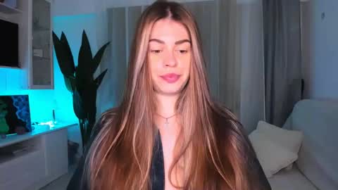 Lolitalolz online show from March 10, 3:52 pm