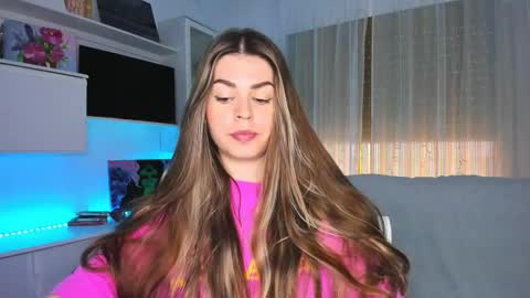 Lolitalolz online show from February 28, 5:15 pm