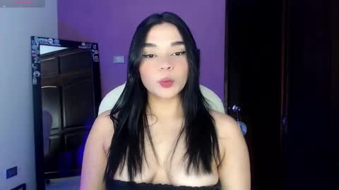 veronica_118 online show from February 12, 2:45 am