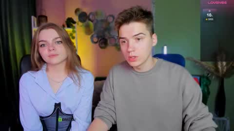 Ronni online show from September 8, 7:35 pm