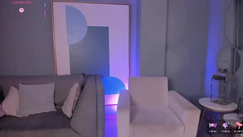 veronicablue1 online show from May 5, 11:57 am