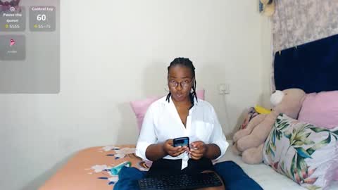 veronicarod1 online show from April 4, 11:36 pm