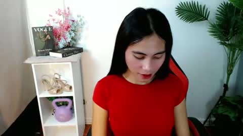 ABBY KIA FLORENDO online show from April 23, 4:09 pm