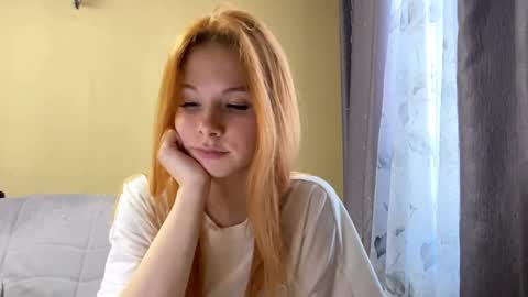 Lina online show from May 31, 10:54 am