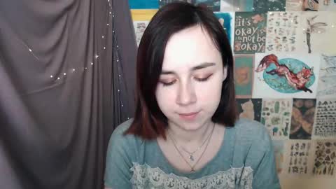 veryveryvery_shy online show from February 2, 6:15 am