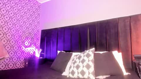 Sthefanny online show from February 18, 12:26 pm