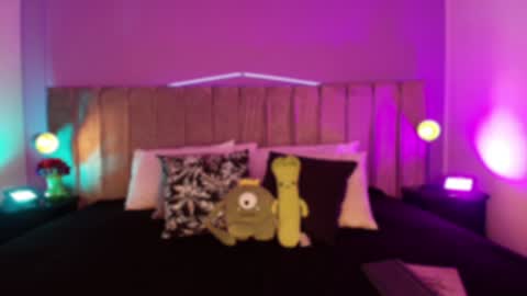 Sthefanny online show from February 8, 7:59 pm