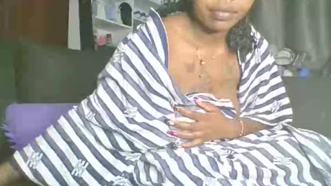 tasha online show from October 5, 8:19 am