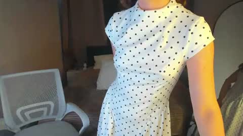 vicki_milles online show from July 18, 8:50 am