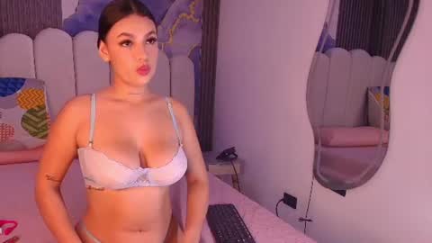 vicky online show from June 12, 12:02 pm