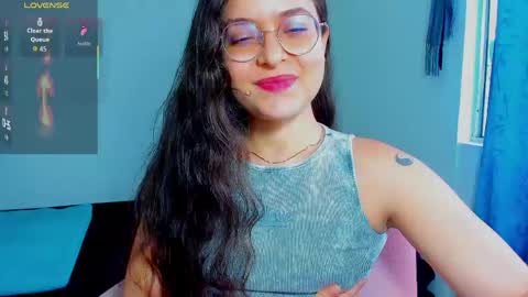 Vicky online show from May 26, 10:42 pm
