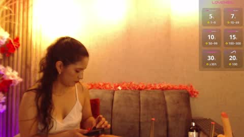 Vicky online show from April 13, 1:12 pm