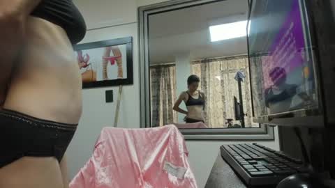 Victoria  grey  online show from July 10, 7:03 pm