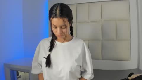 Victoria online show from March 12, 5:10 am