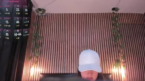 victorira online show from March 12, 9:35 pm