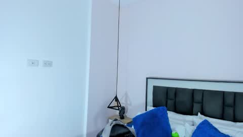 valentina online show from October 31, 11:47 am