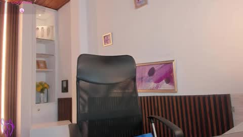 Victoria   Everyday From 1400 to 2130 Col Time online show from November 27, 7:06 pm