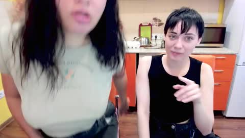 Victoria  online show from December 20, 7:45 am