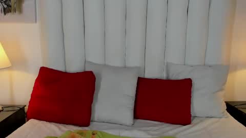 victoria_queen2 online show from February 15, 1:21 am