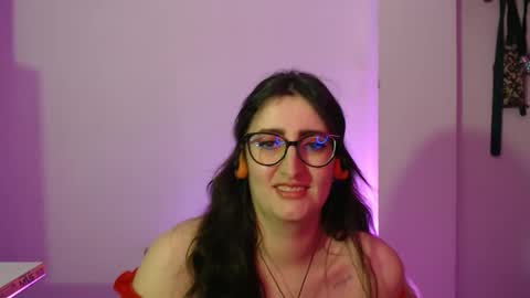 Victoria online show from November 27, 10:45 pm