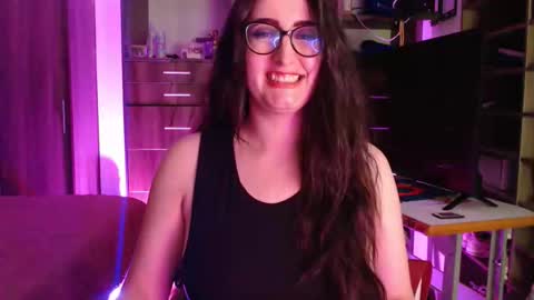 Victoria online show from May 15, 9:06 pm