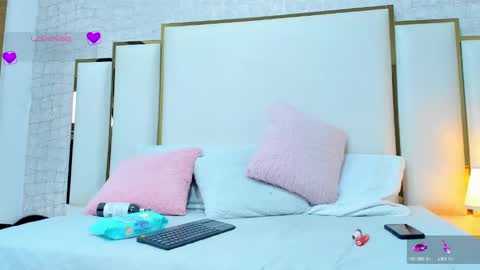 Victoria Sofia online show from March 12, 3:13 am