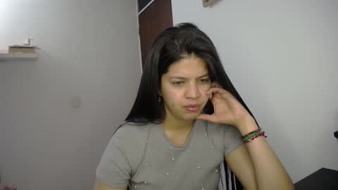 victorialg online show from October 14, 8:00 pm