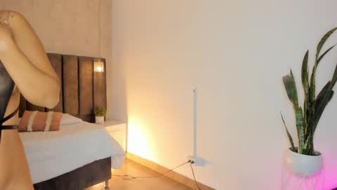 Maria Victoria online show from March 6, 11:25 am