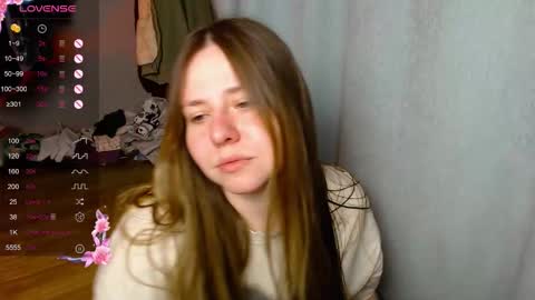 victoriassecrets_ online show from December 19, 8:34 pm