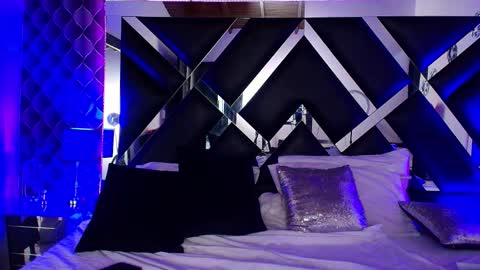 victtoria lee online show from September 30, 10:25 pm