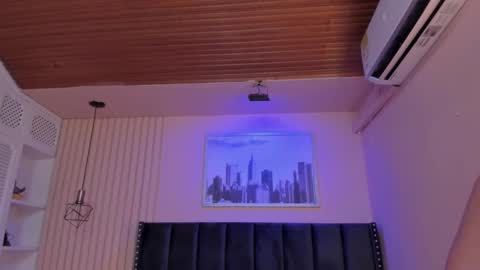 Viiolett online show from February 19, 7:27 pm