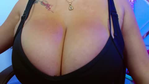 viioleta online show from April 14, 12:49 pm