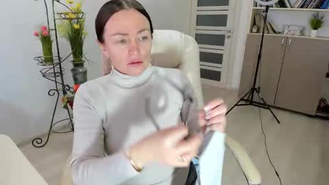 Ukrainian-woman online show from December 15, 10:53 am