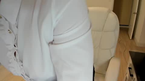 Ukrainian-woman online show from September 12, 3:41 pm