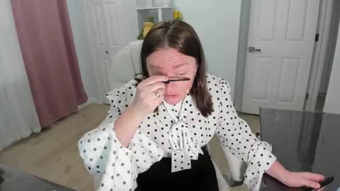 Ukrainian-woman online show from February 19, 12:33 pm