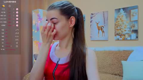 vikiberry online show from December 14, 4:51 am