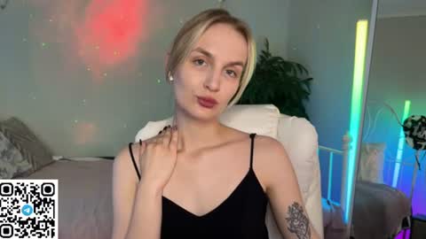 Vikky online show from June 22, 1:54 am