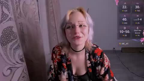 Viktoria online show from July 12, 9:59 pm