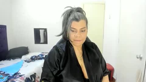 VIKY ADAMS online show from December 13, 7:53 pm