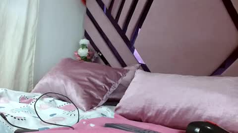 vinitryjhonson online show from October 3, 11:15 am