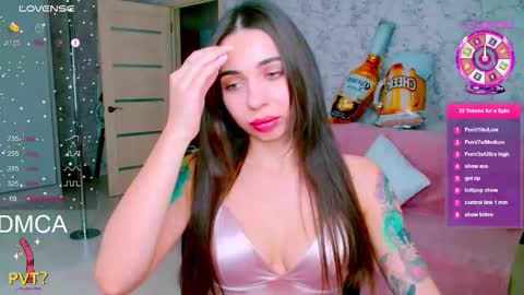 Vinkiepinkie online show from September 24, 4:28 pm