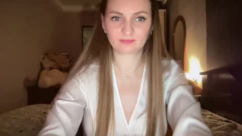 Funny  girl online show from June 6, 9:43 pm