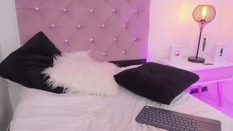 Mary online show from January 27, 9:11 pm