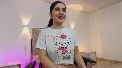 violet_tay1 online show from October 10, 12:32 pm