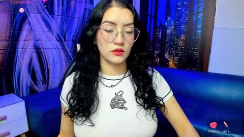     online show from February 25, 9:15 pm